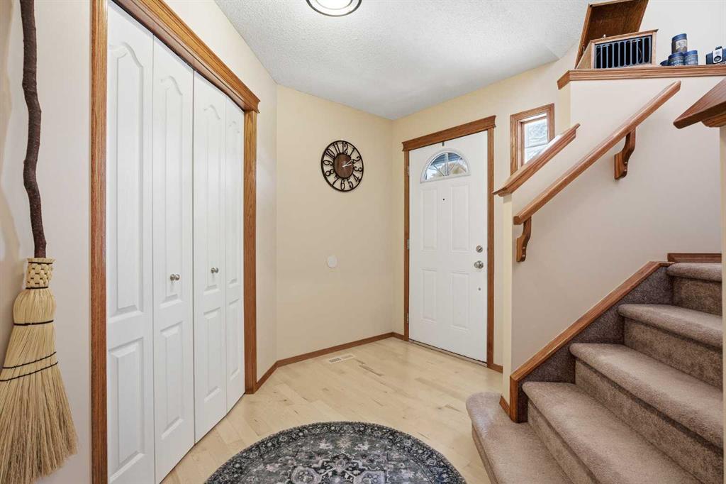 276 Kincora Heights NW photo 5