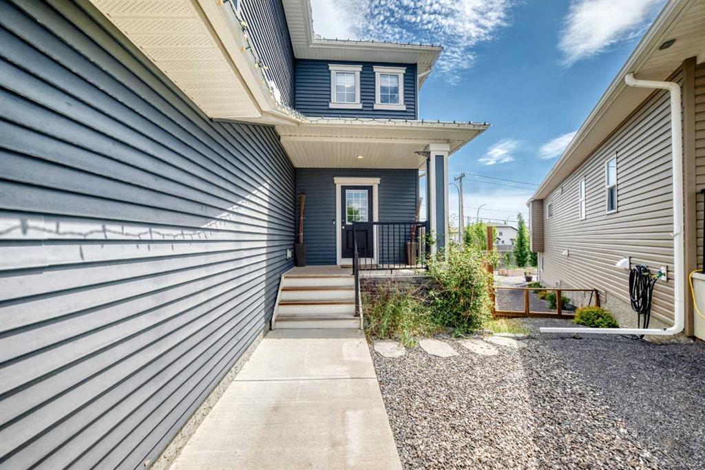 125 Bayside Loop SW photo 3