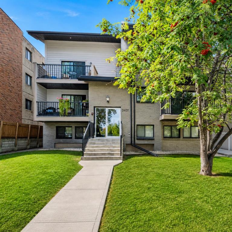 2407 17 Street SW #11 photo 2