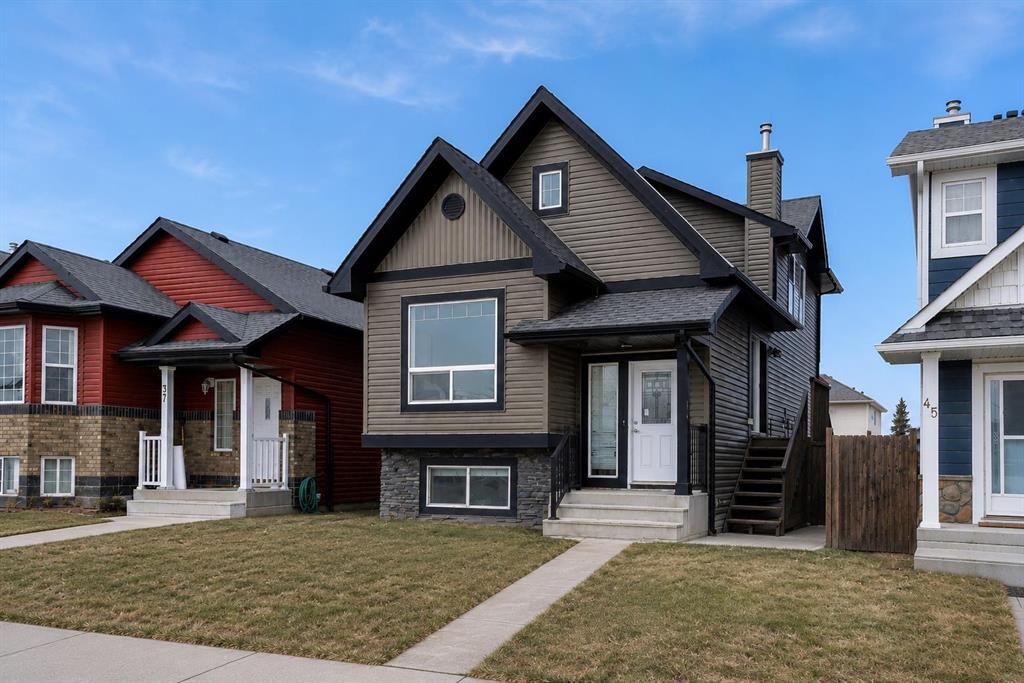 41 Saddlefield Drive NE