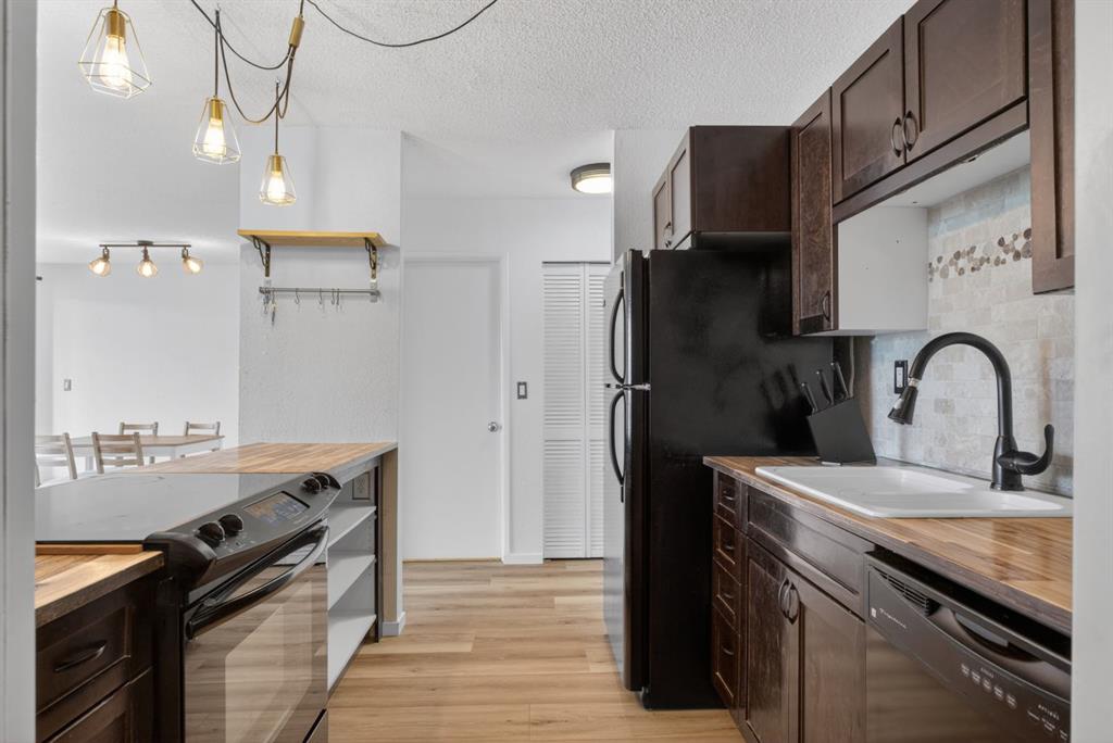 2130 17 Street SW #208 photo 3