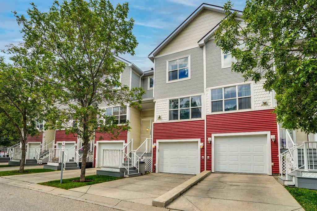 120 Country Village Cape NE photo 4