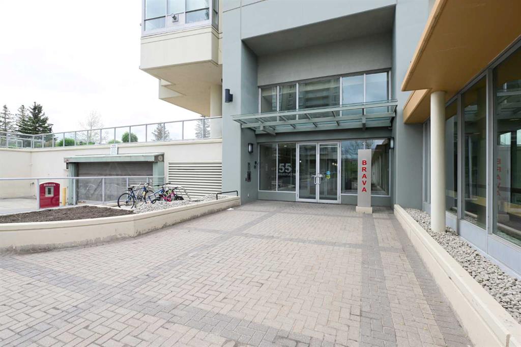 55 Spruce Place SW #1408 photo 2