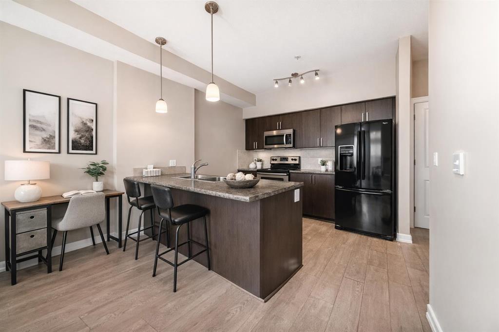 117 Copperpond Common SE #311 photo 2