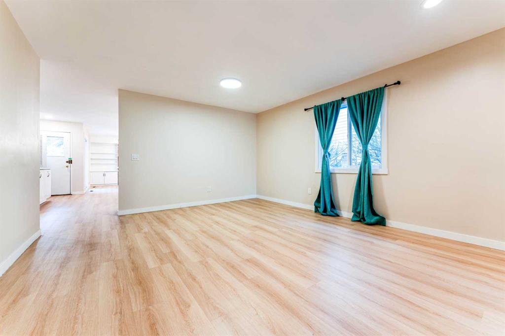 139 Edgehill Place NW photo 3