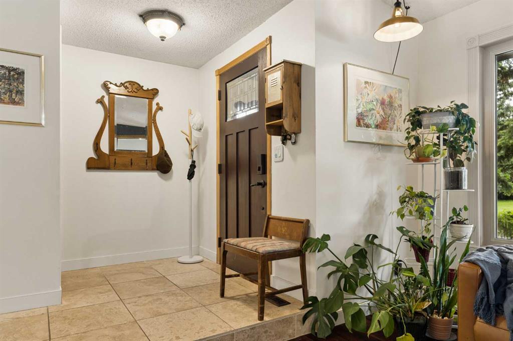 3216 Oakwood Drive SW photo 3