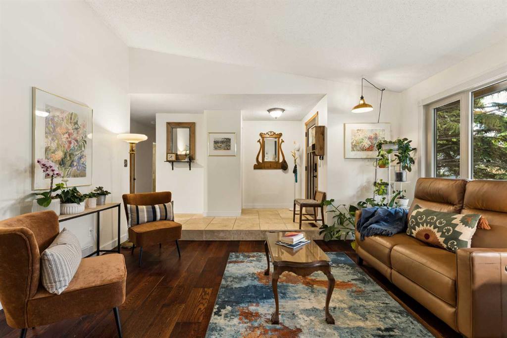 3216 Oakwood Drive SW photo 4