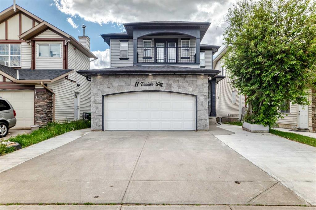 11 Taralake Way NE