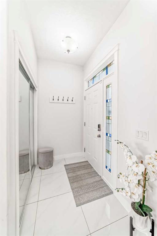11 Taralake Way NE photo 5