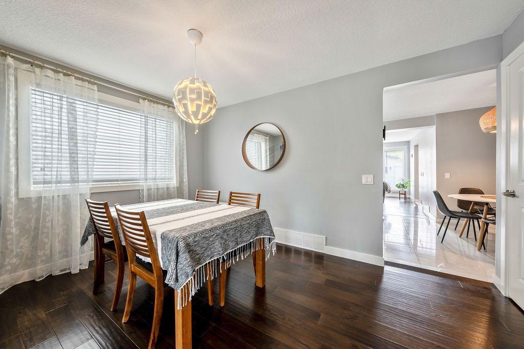 15 Woodmont Green SW photo 5