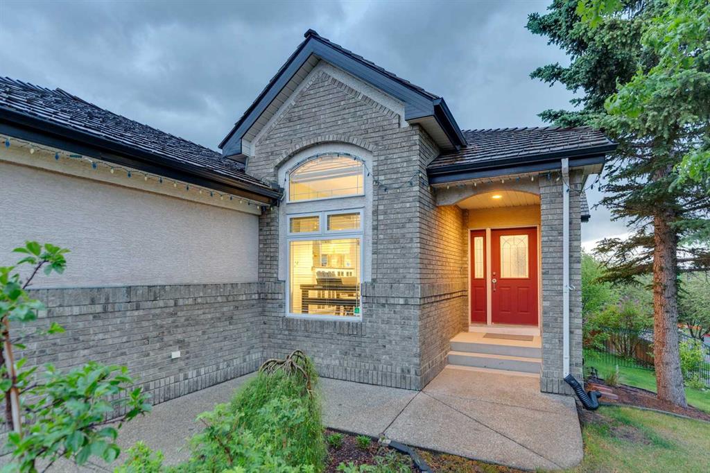 5 Royal Crest Terrace NW photo 3