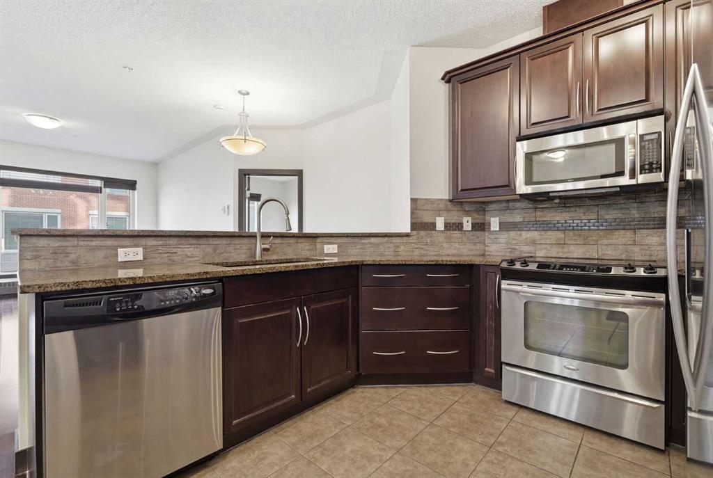 35 Inglewood Park SE #414 photo 4