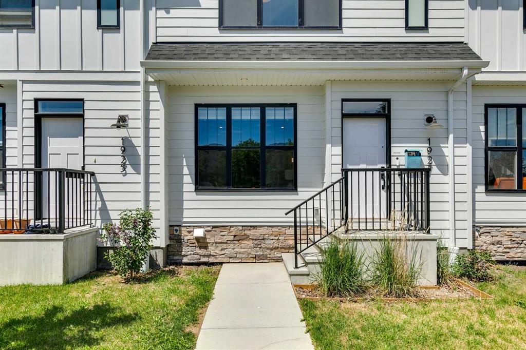 1927 42 Street NW photo 2