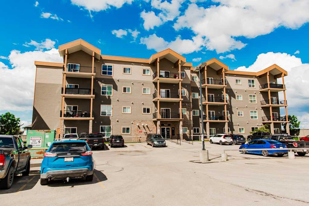 9225 Lakeland Drive #404