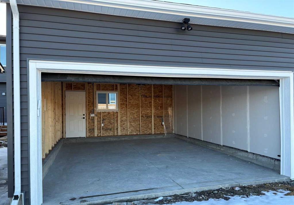 311 Wolf River Drive SE photo 2