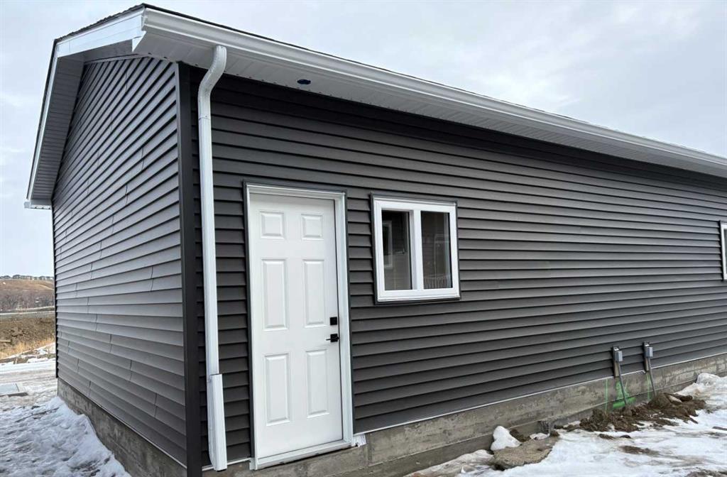 311 Wolf River Drive SE photo 3