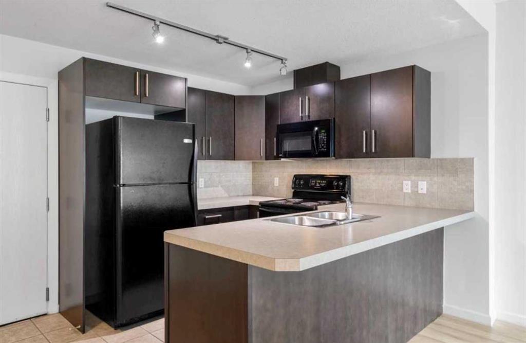 210 15 Avenue SE #709 photo 4