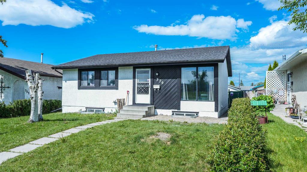 379 Maitland Crescent NE