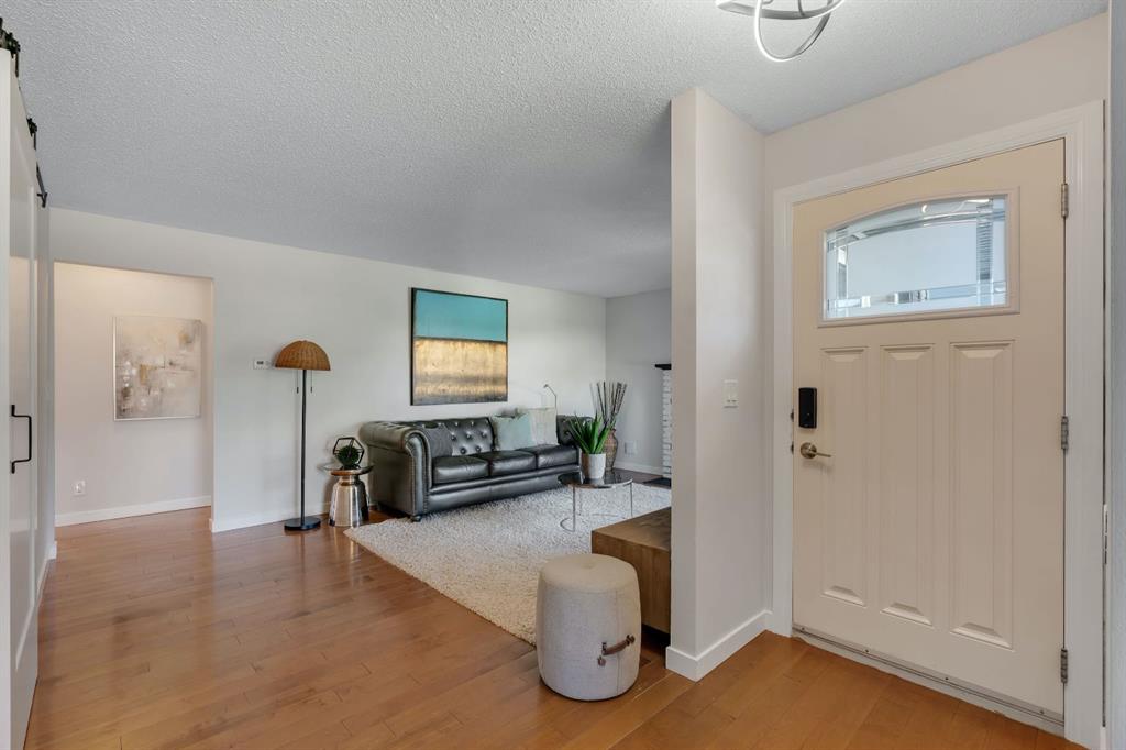 24 Shawcliffe Road SW photo 2