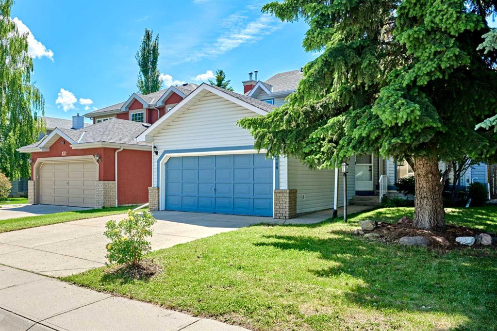128 Shawbrooke Close SW photo 2