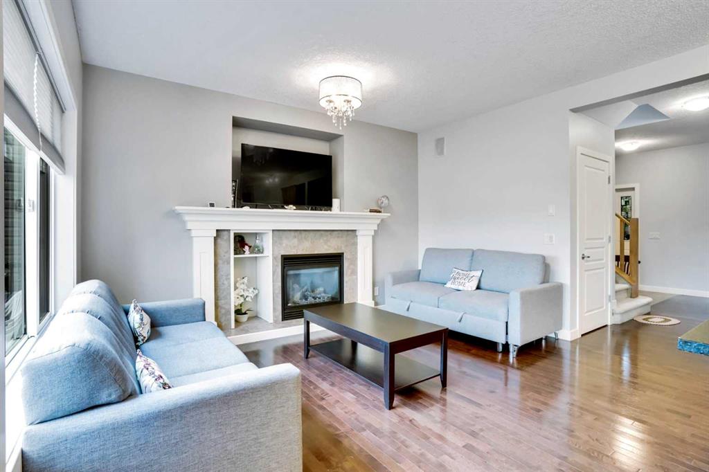 1728 Luxstone Drive SW photo 5