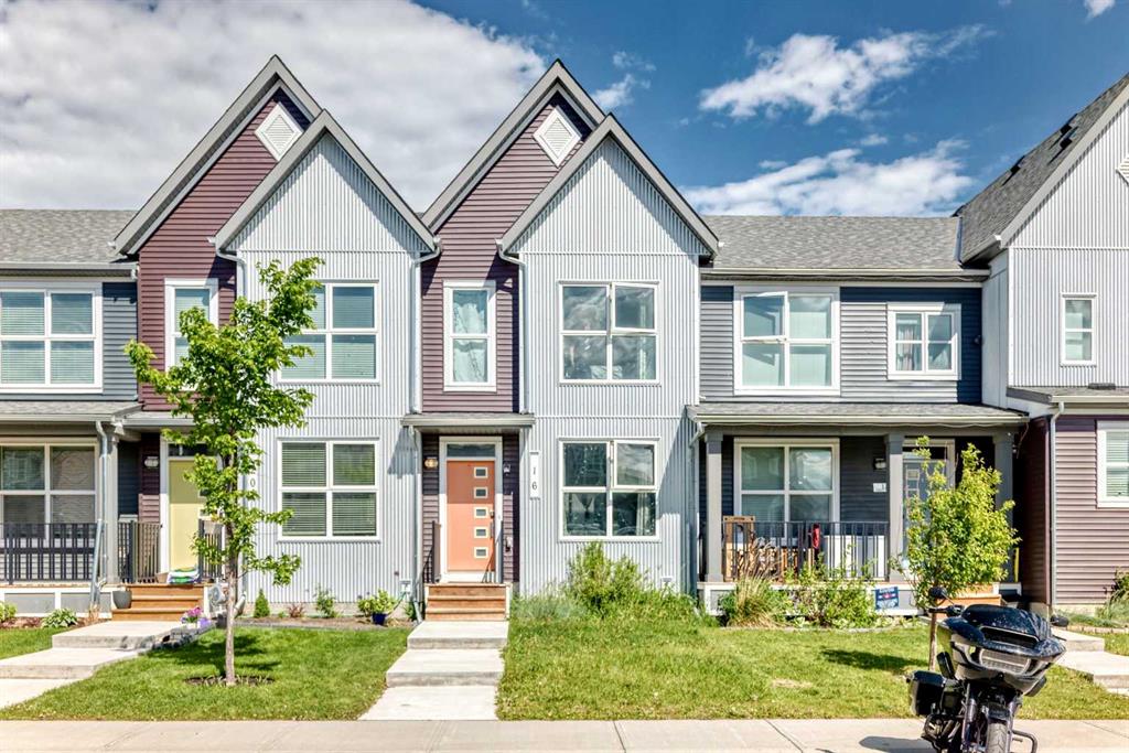 16 Carringvue Way NW