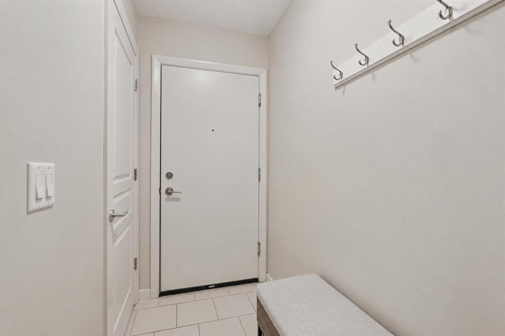1320 1 Street SE #902 photo 2