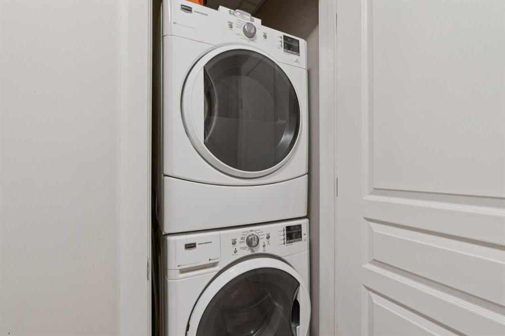 1320 1 Street SE #902 photo 3