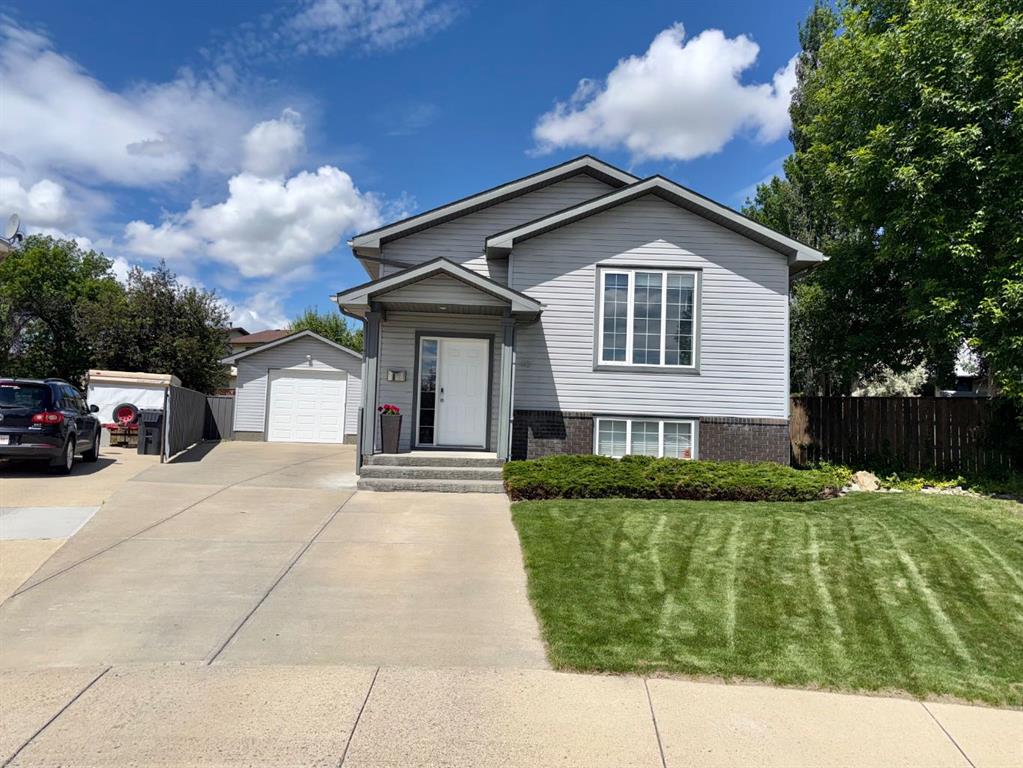 40 MicMac Court W