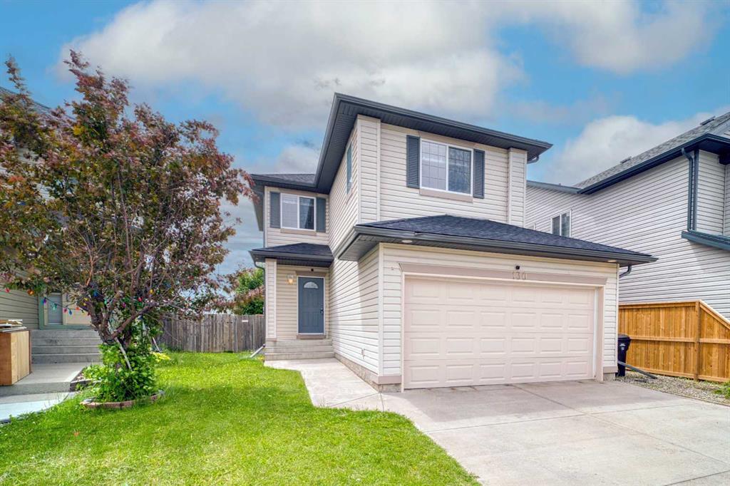 130 Somerglen Way SW photo 4