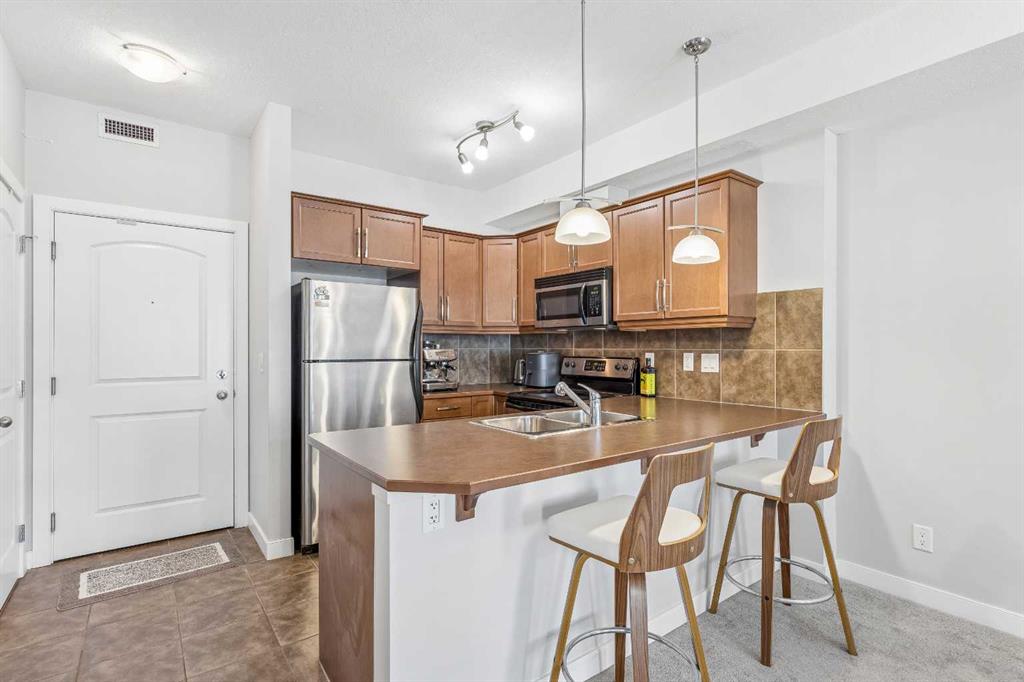 15304 Bannister Road SE #306 photo 4