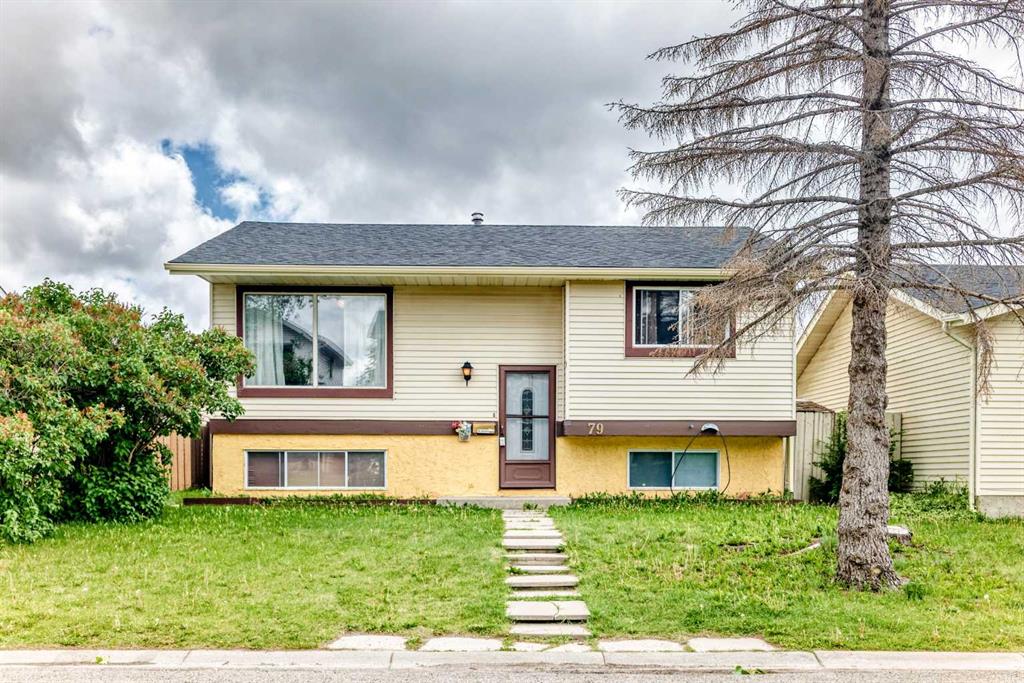 79 Castledale Way NE photo 2