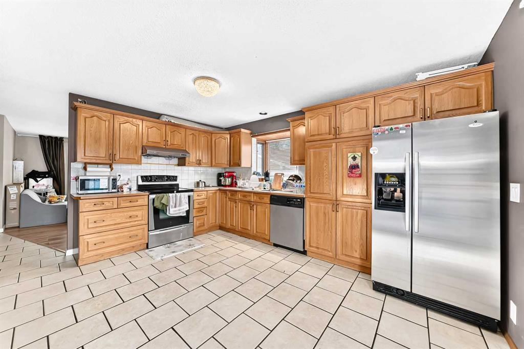 79 Castledale Way NE photo 5