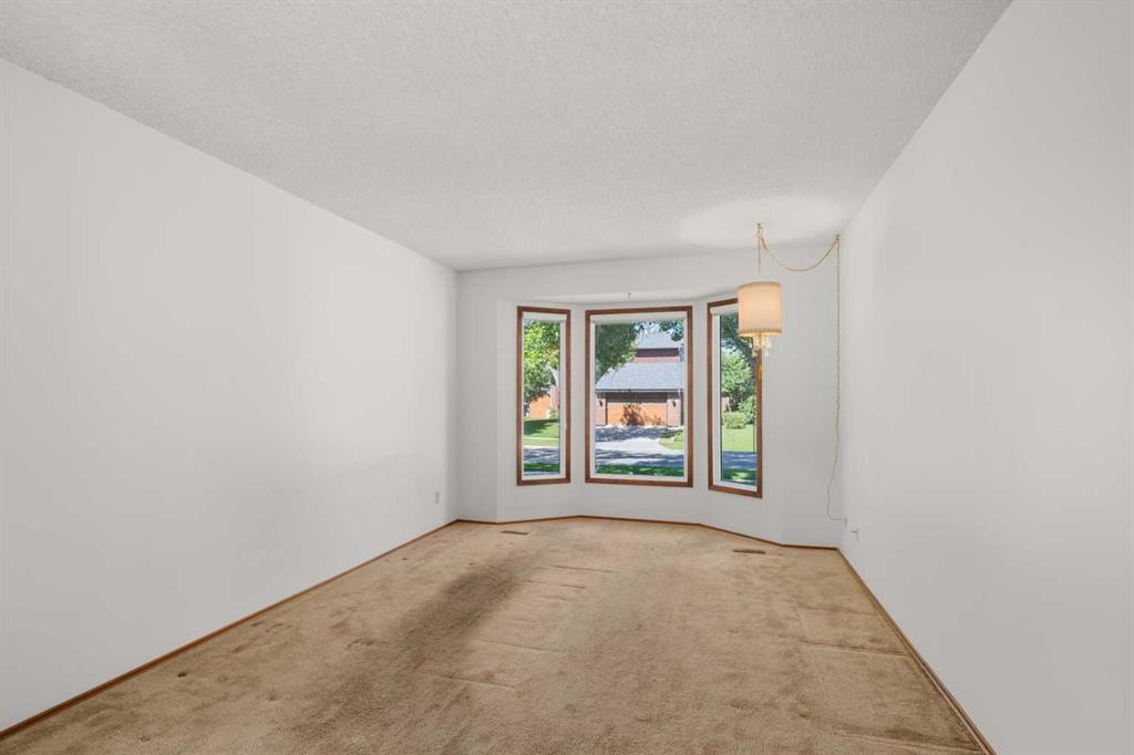 14304 Deer Ridge Drive SE photo 5