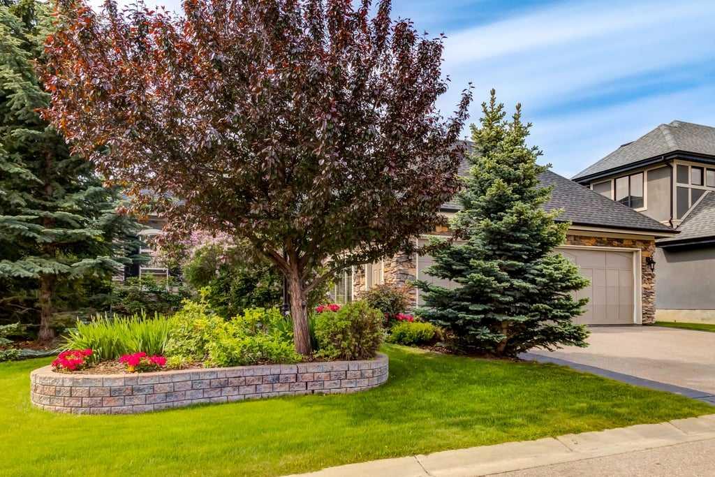 115 Wentworth Lane SW photo 2