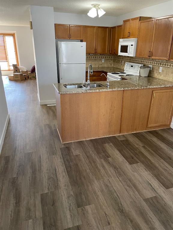 52 Covington Road NE photo 5