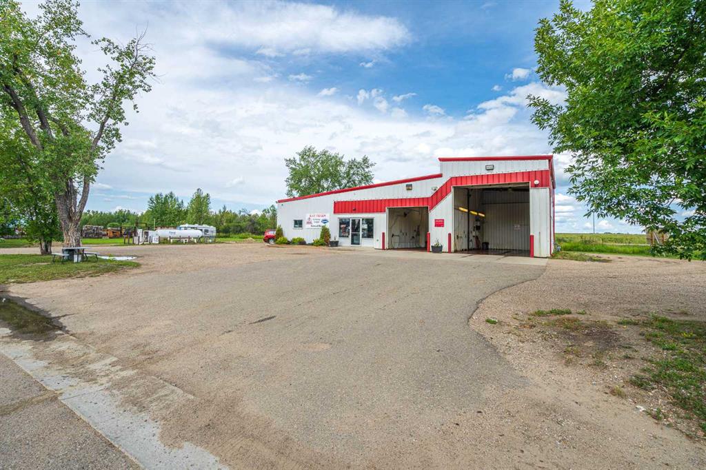 20 Railway Avenue S