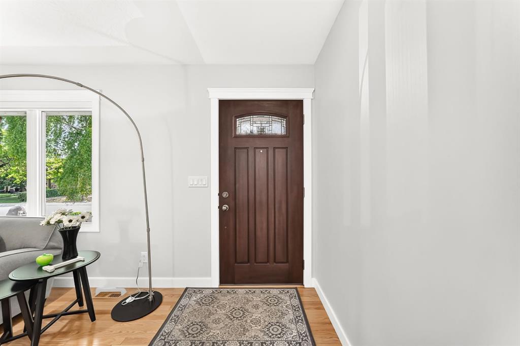 1208 Mackid Road NE photo 3