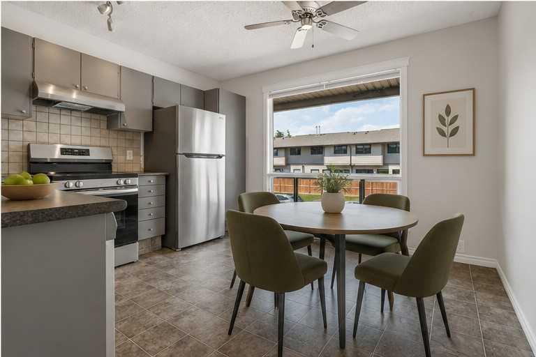 5019 46 Avenue SW #25 photo 5