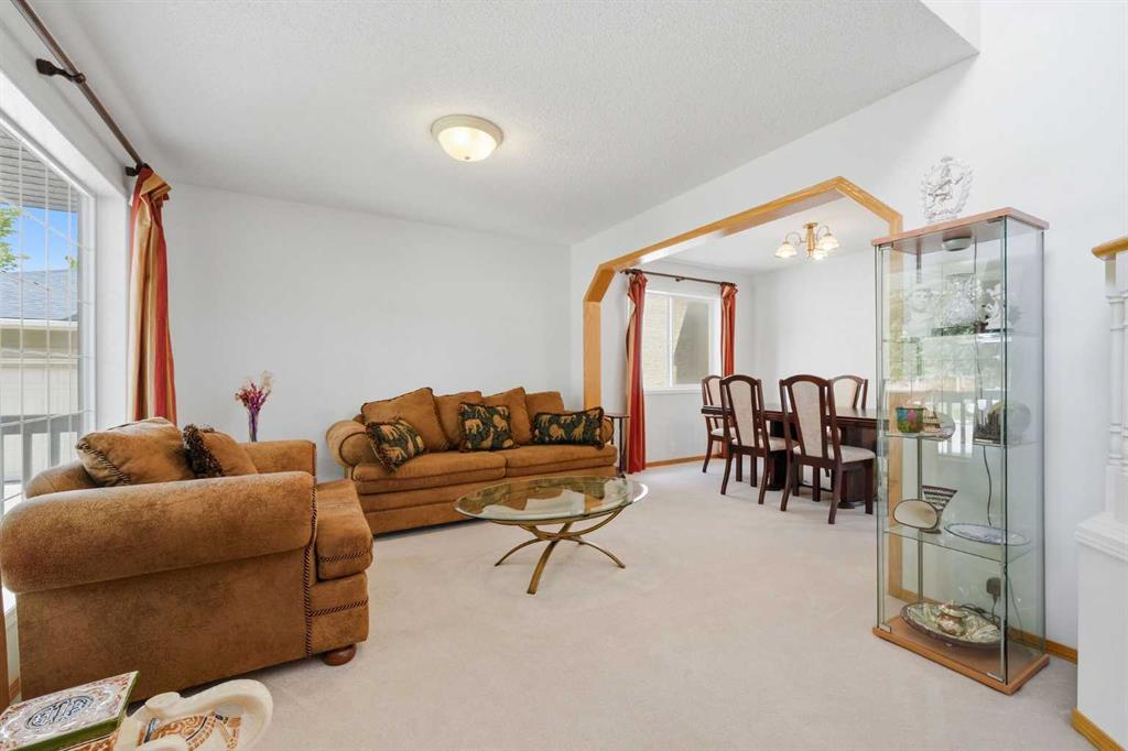 67 Sienna Heights Way SW photo 4