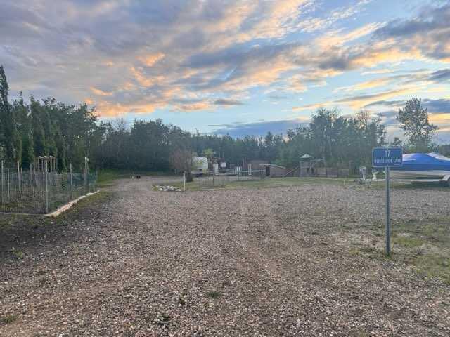 17 Horse Shoe Lane
