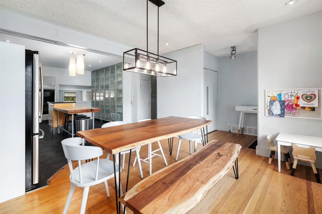 2811 25 Street SW photo 5