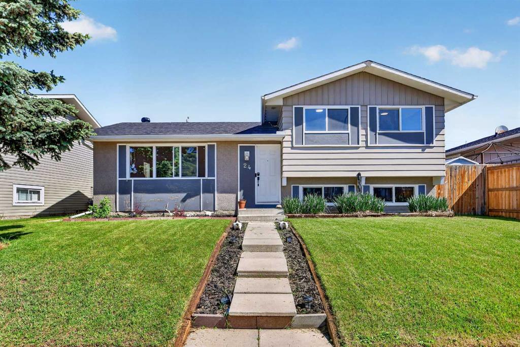24 Penworth Crescent SE photo 2