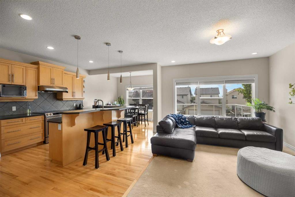35 Covepark Place NE photo 2