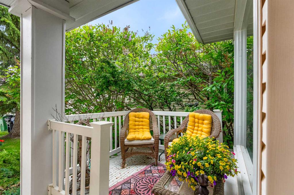 501 Coral Keys Villas NE photo 2