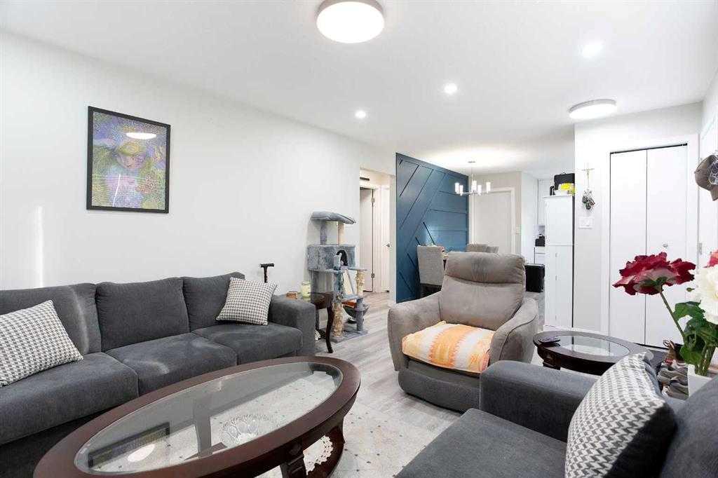 119 Maranda Close NE photo 5