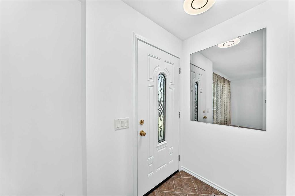10 Erin Ridge Place SE photo 2