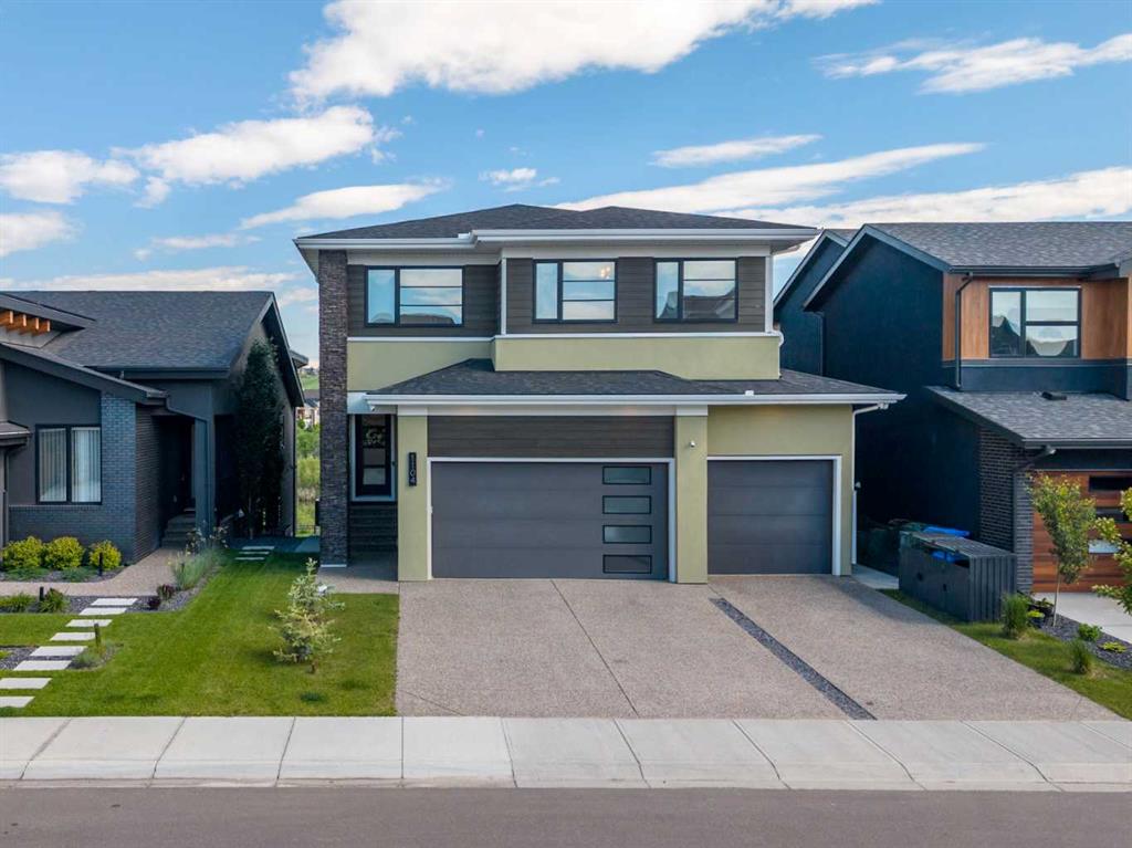 1104 Cranbrook Gardens SE