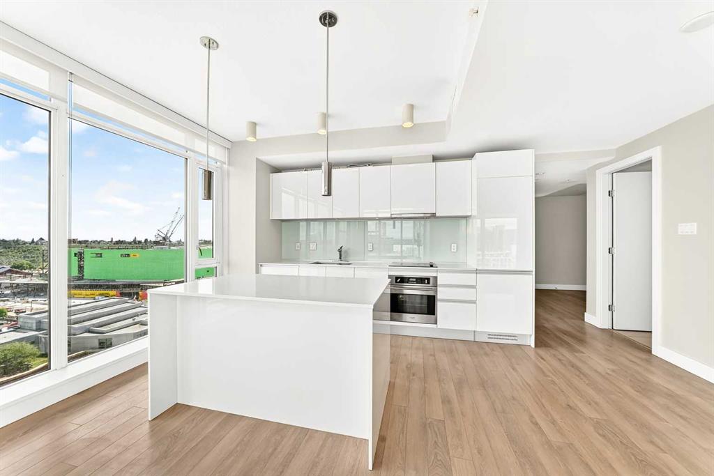 1122 3 Street SE #1202 photo 4