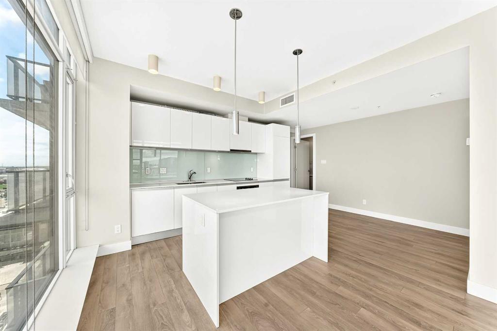 1122 3 Street SE #1202 photo 5
